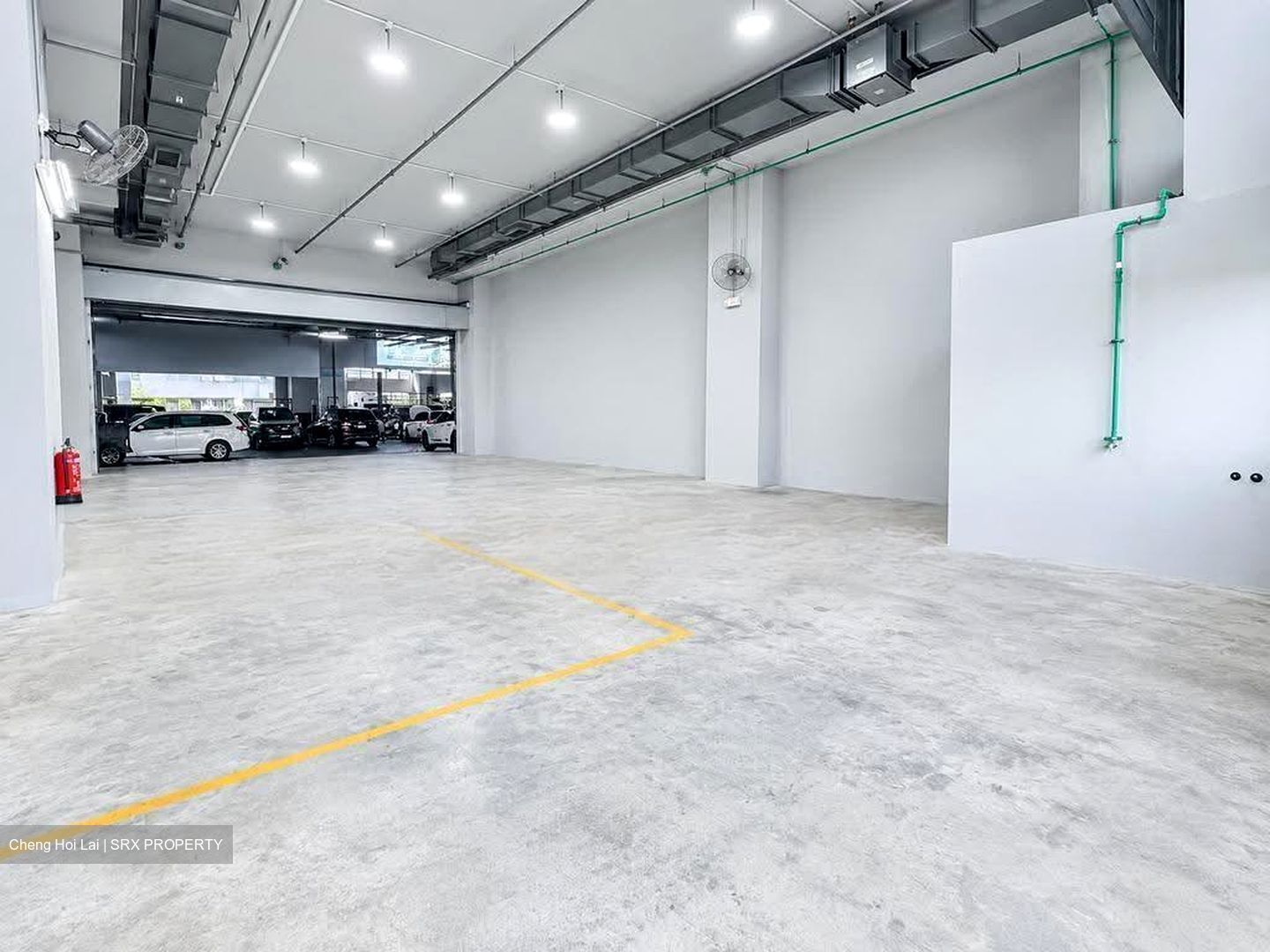 Carros Centre (D25), Factory #624022221